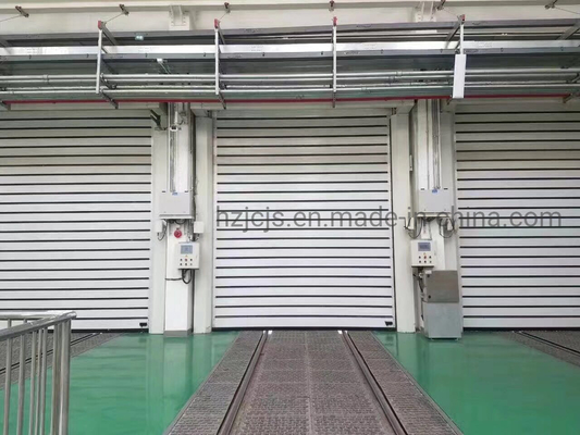 Yüksek Hızlı Ceviz Yuvarlak Spiral Güvenlik Garaj Kapısı Doğrusal Kapı Paneli Deseni