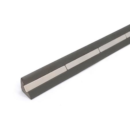 Özel İstek Üçgen Mıknatıs Çelik Çamfer Precast Beton için GB Standart