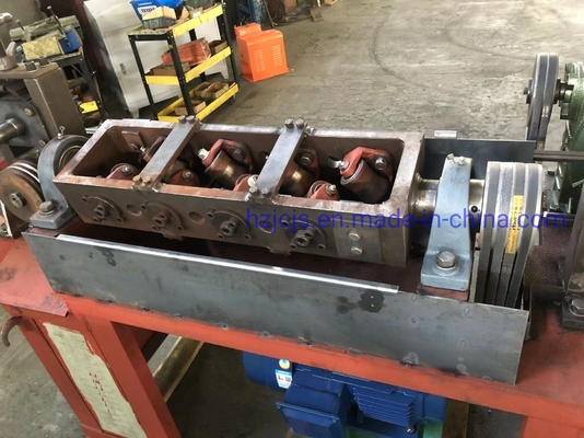 Özel İstek Hızlı Rebar Kesme Makinesi Bobin Çubuk Düzleştirme ve Kesme Makinesi