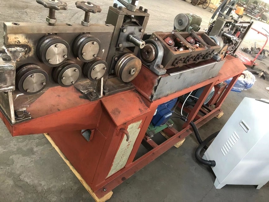 Otomatik Sınıf Otomatik Hızlı 5-12mm Rebar Çelik Düzleştirme ve Kesme Makinesi